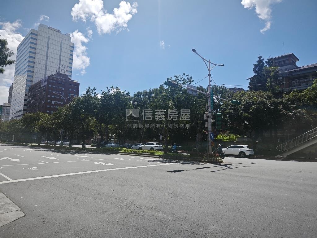 和平東路角間金店房屋室內格局與周邊環境