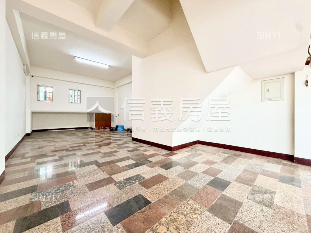 北區｜鄭仔寮陽光花園車墅房屋室內格局與周邊環境