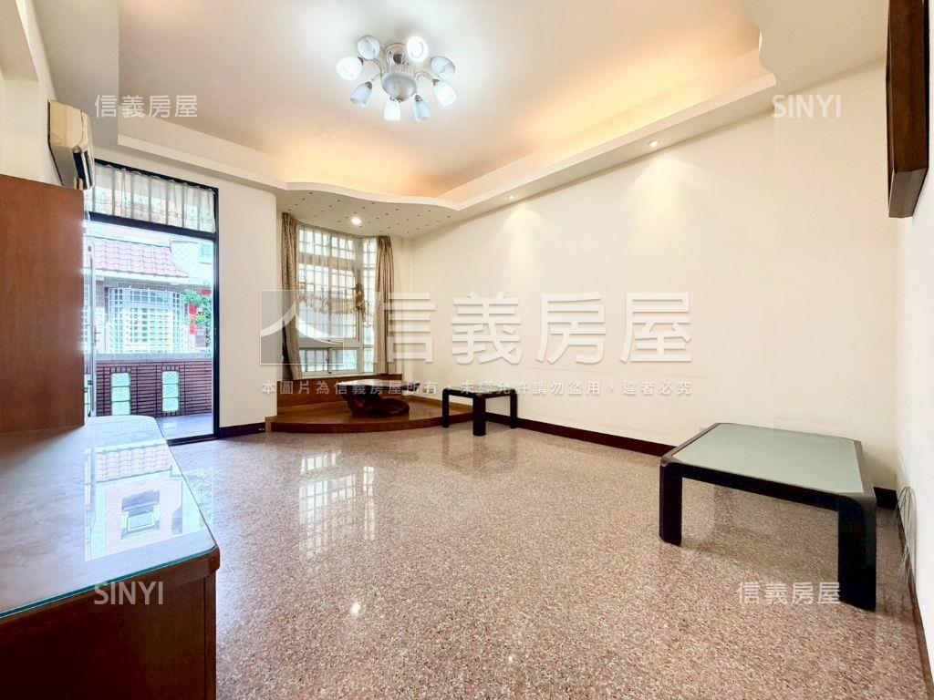 北區｜鄭仔寮陽光花園車墅房屋室內格局與周邊環境