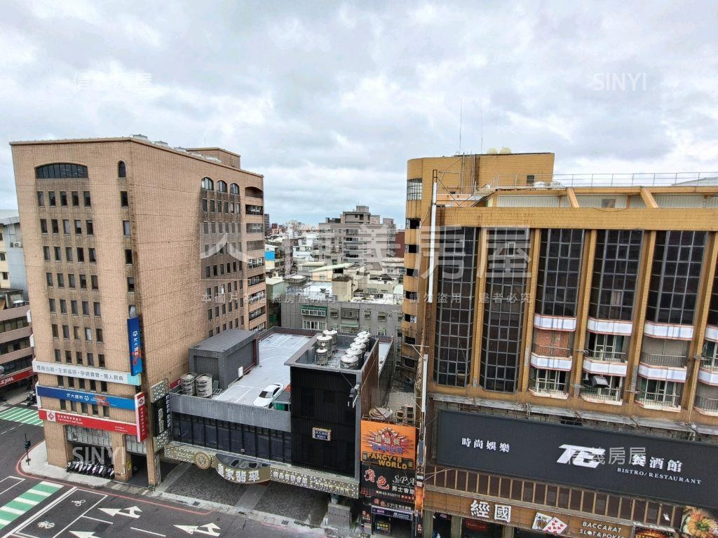 專任經國高樓採光小資最愛房屋室內格局與周邊環境