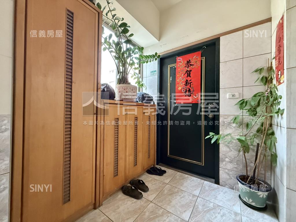 Ｅ生活雙衛浴開窗三房車位房屋室內格局與周邊環境