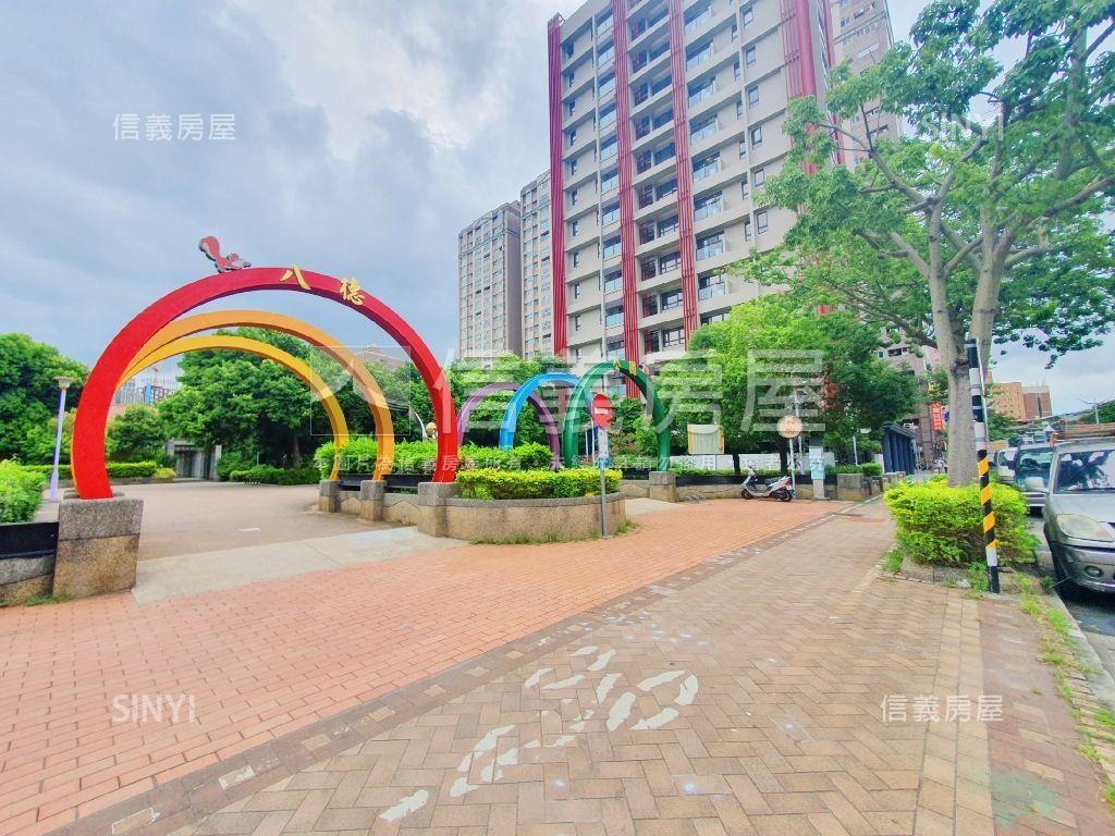 Ｅ生活雙衛浴開窗三房車位房屋室內格局與周邊環境