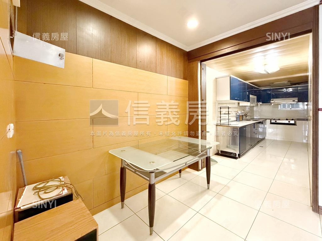 未來捷運方正採光公寓二樓房屋室內格局與周邊環境