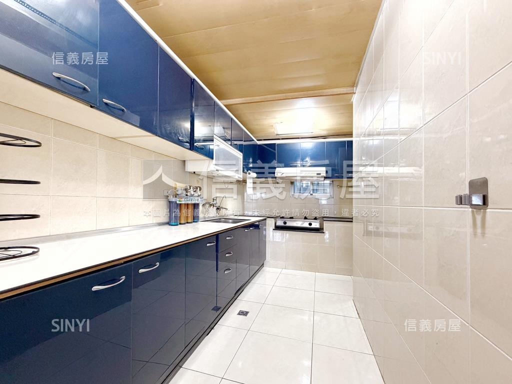 未來捷運方正採光公寓二樓房屋室內格局與周邊環境