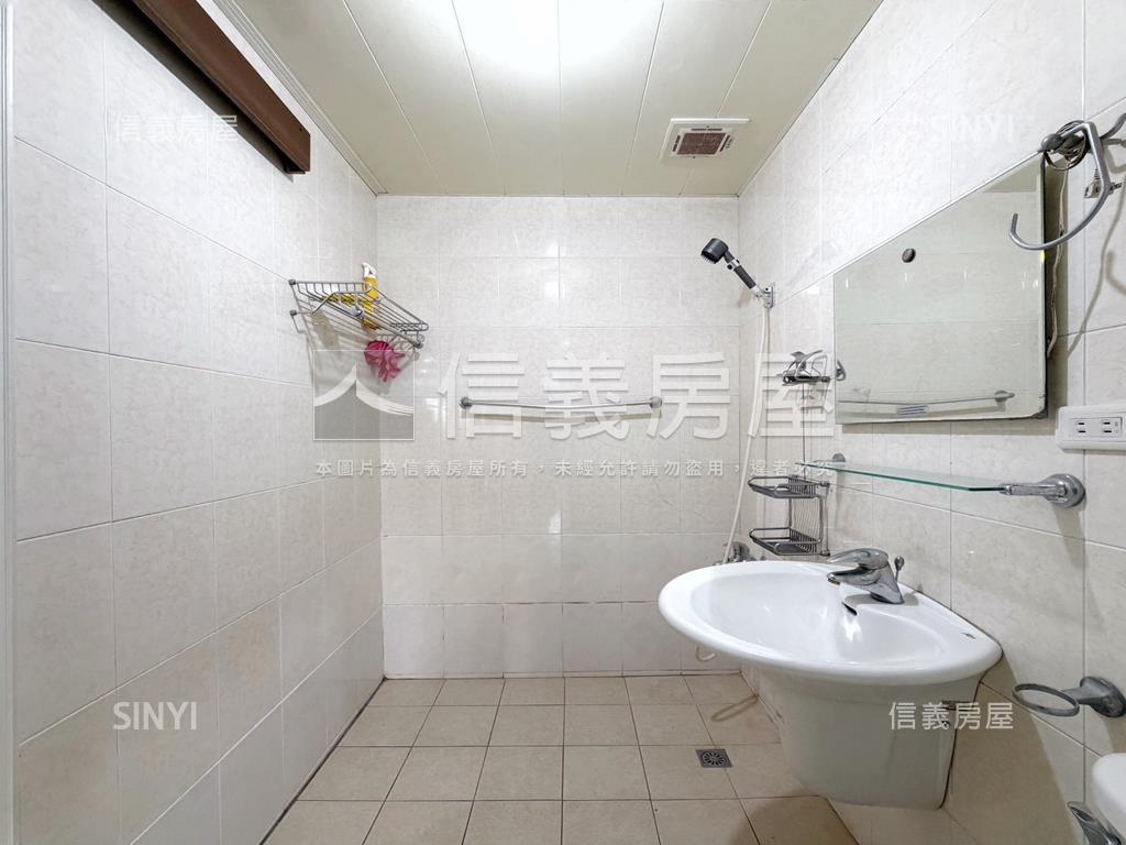 未來捷運方正採光公寓二樓房屋室內格局與周邊環境