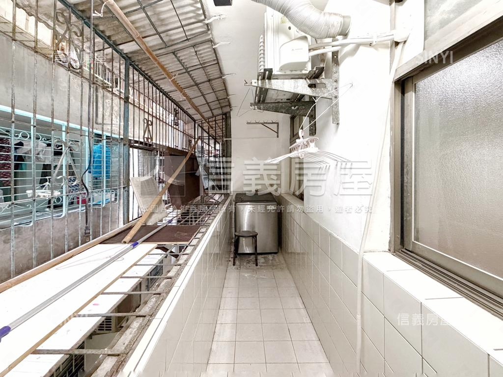 未來捷運方正採光公寓二樓房屋室內格局與周邊環境