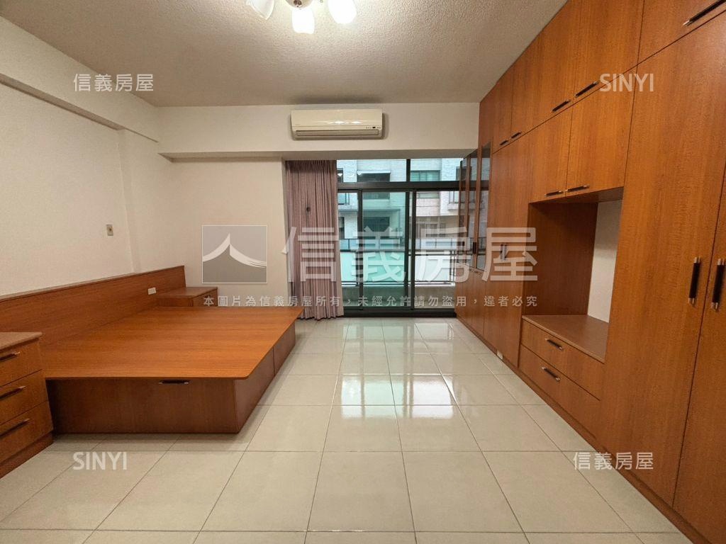 南區近體育公園美四樓透天房屋室內格局與周邊環境