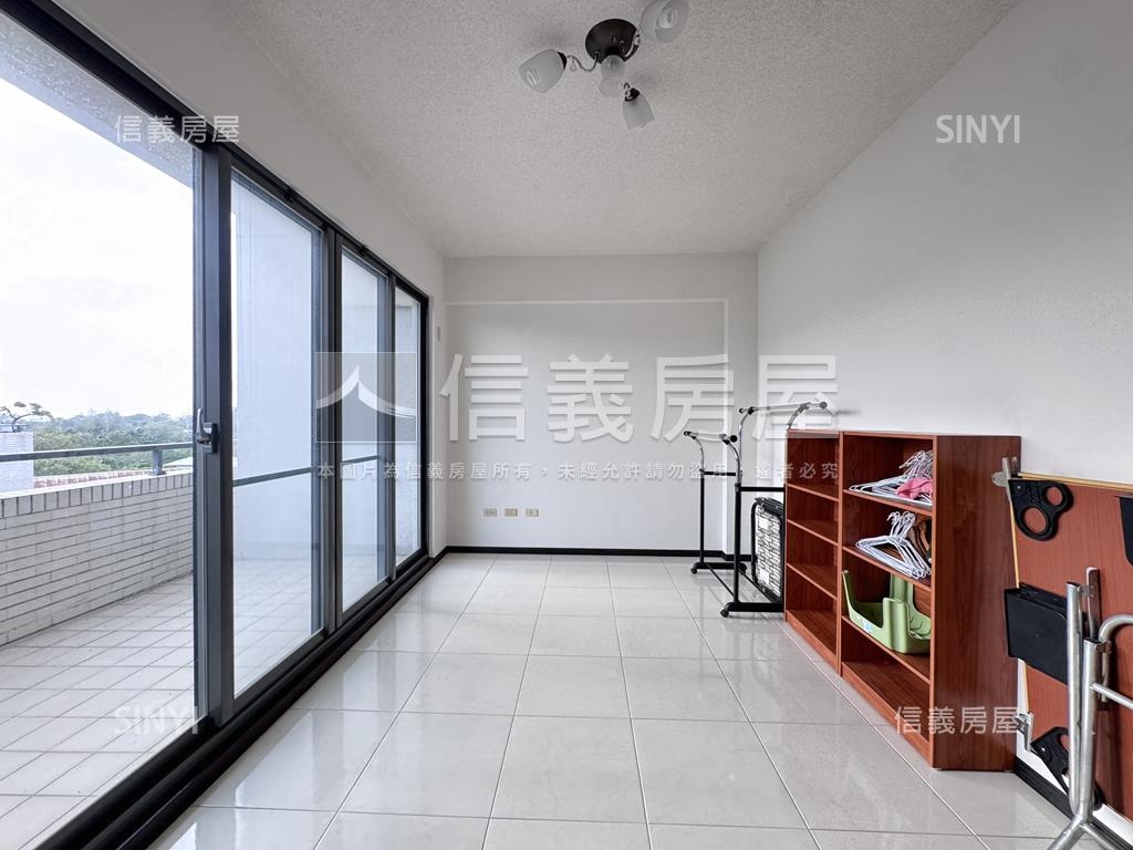 南區近體育公園美四樓透天房屋室內格局與周邊環境