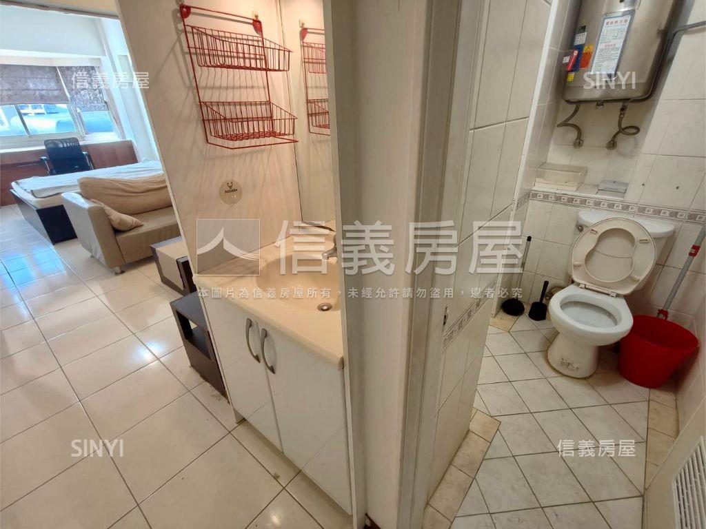 專任。柏德公園美套房房屋室內格局與周邊環境