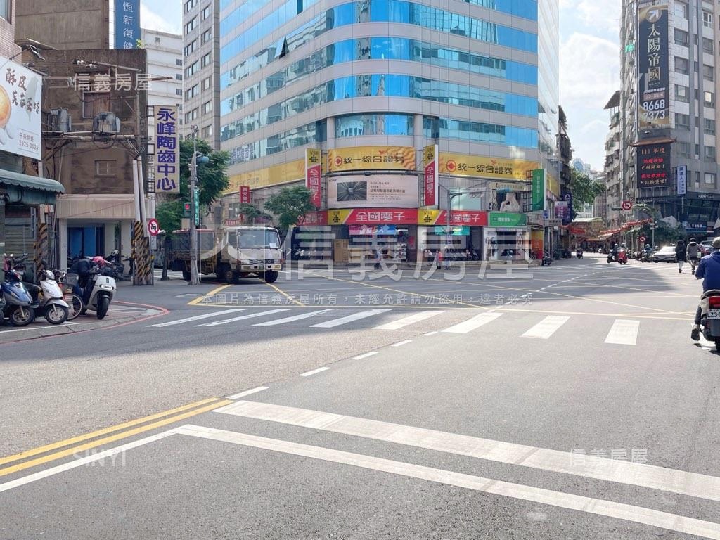 頂溪樂華大馬路鬧區店面房屋室內格局與周邊環境