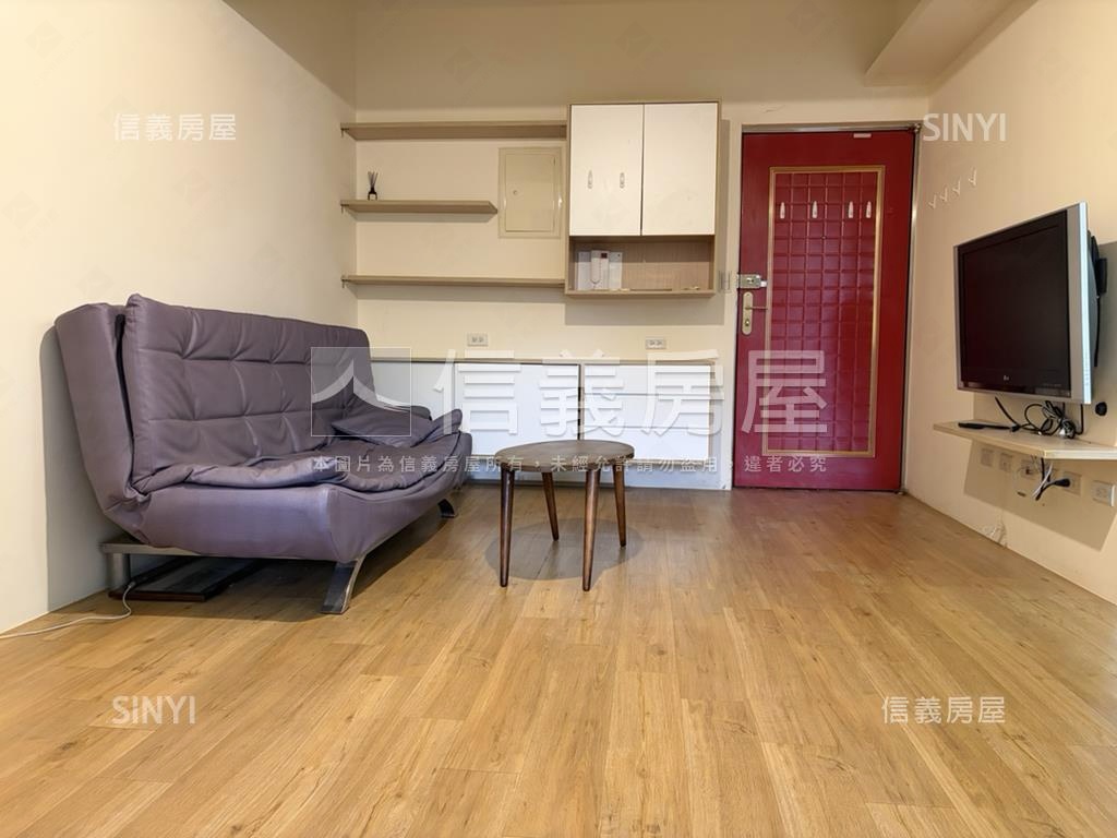 國家名人巷兩房車位房屋室內格局與周邊環境