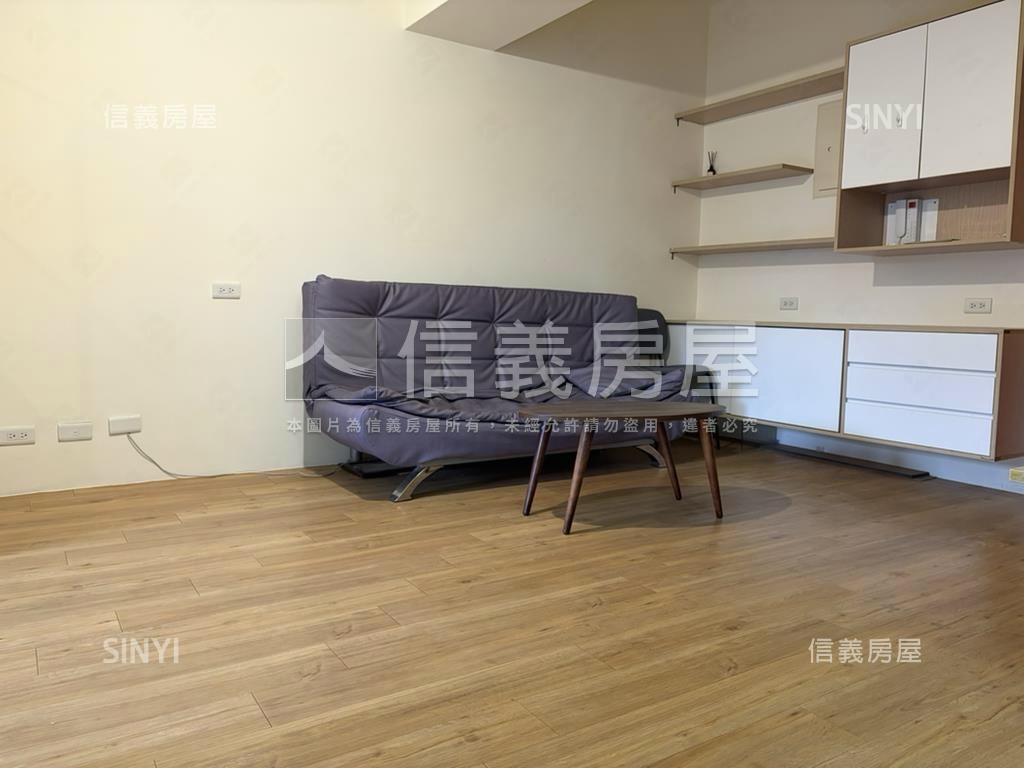 國家名人巷兩房車位房屋室內格局與周邊環境