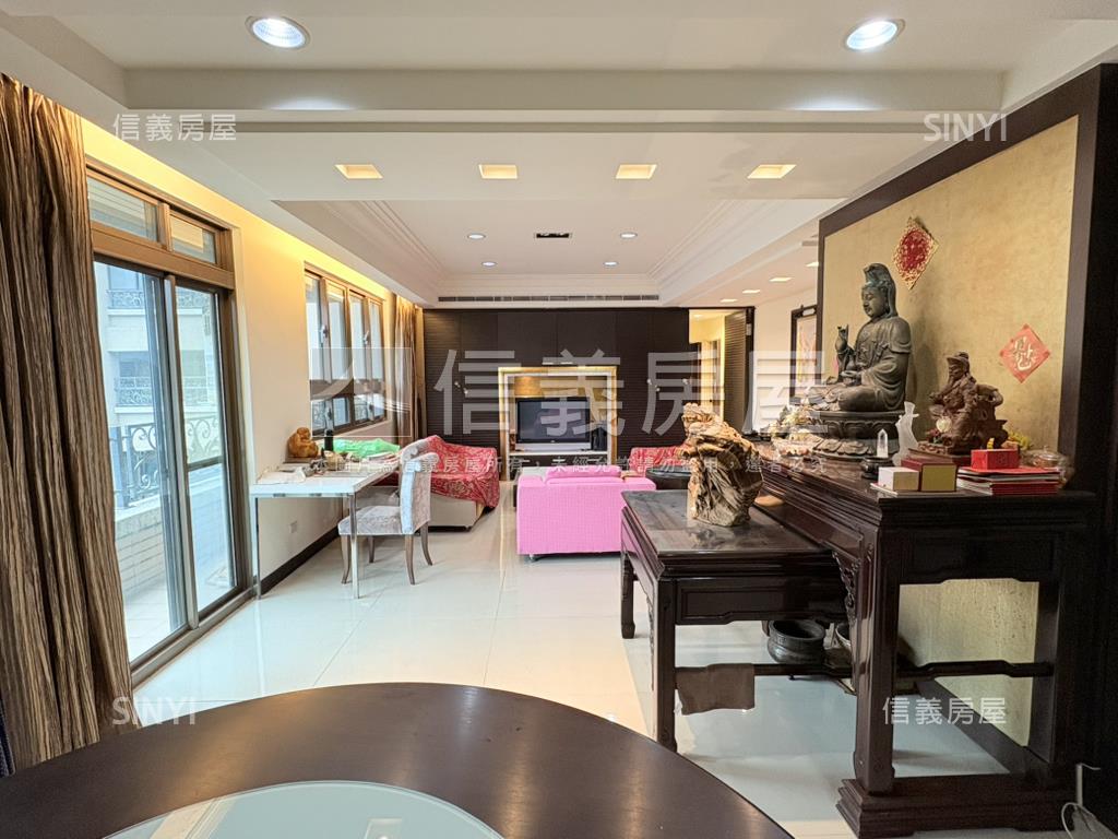 旺族高樓景觀四房房屋室內格局與周邊環境