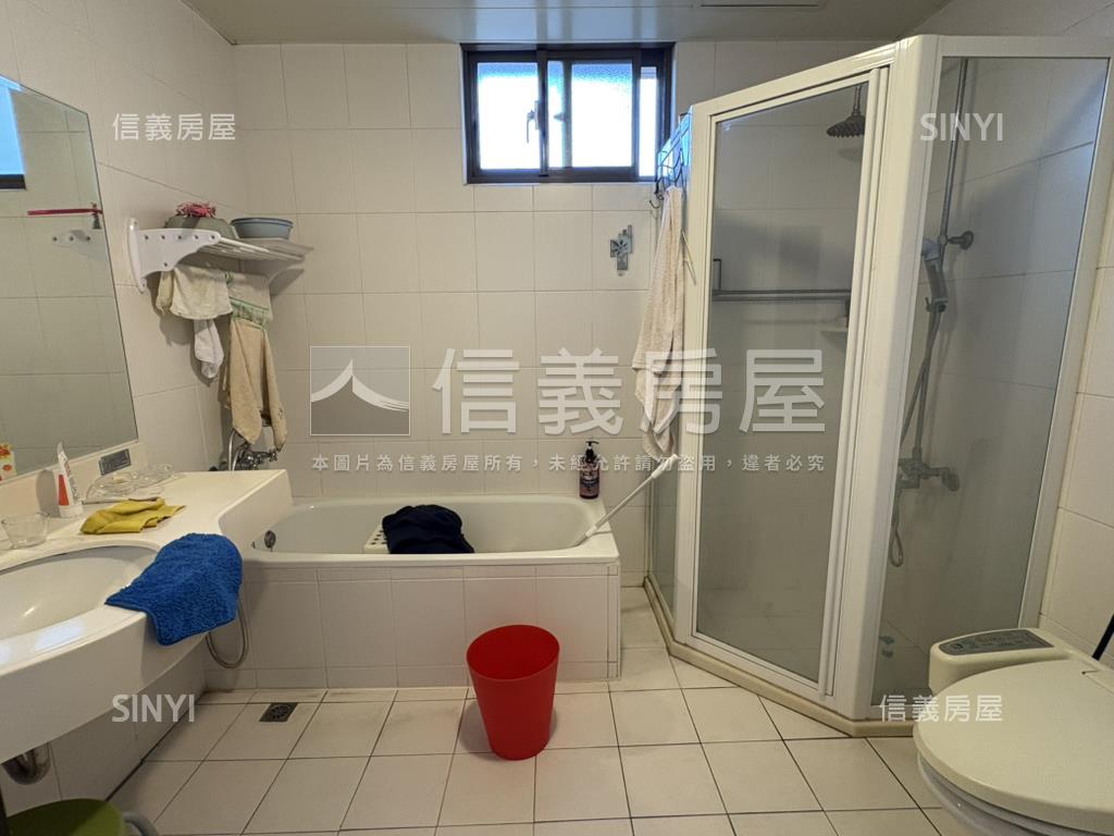 旺族高樓景觀四房房屋室內格局與周邊環境