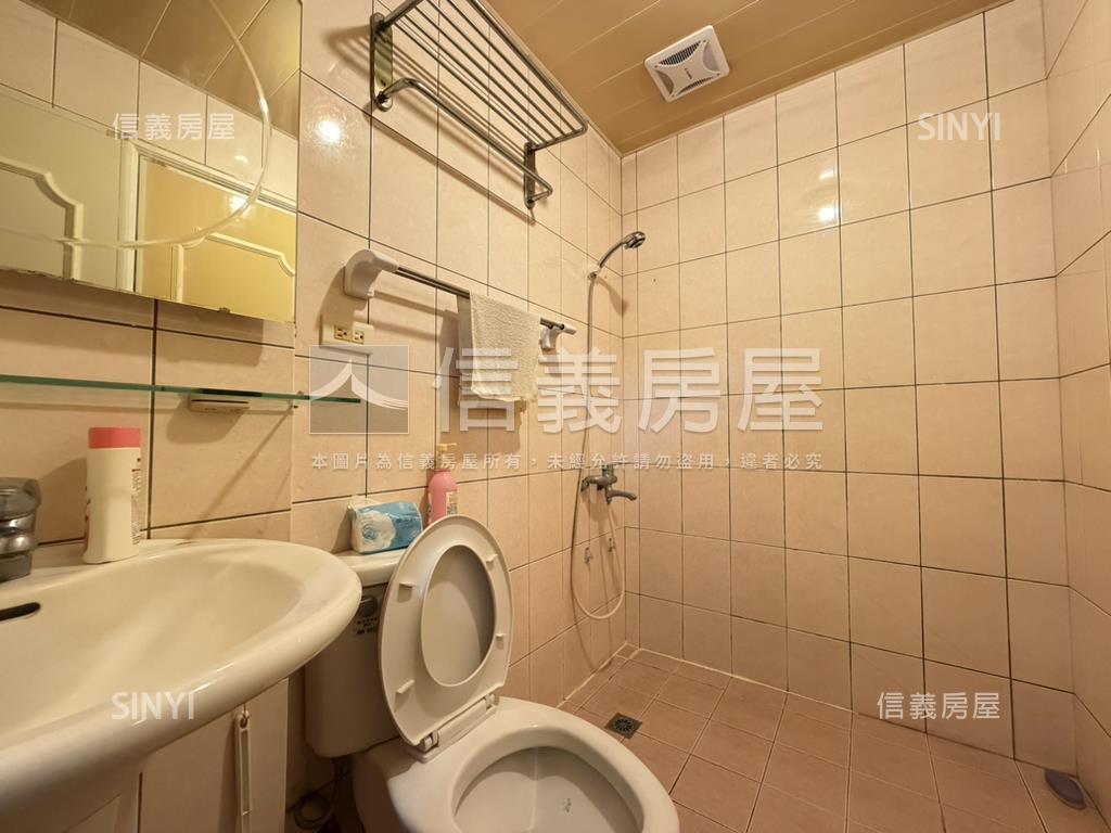 水景寧靜透天別墅房屋室內格局與周邊環境