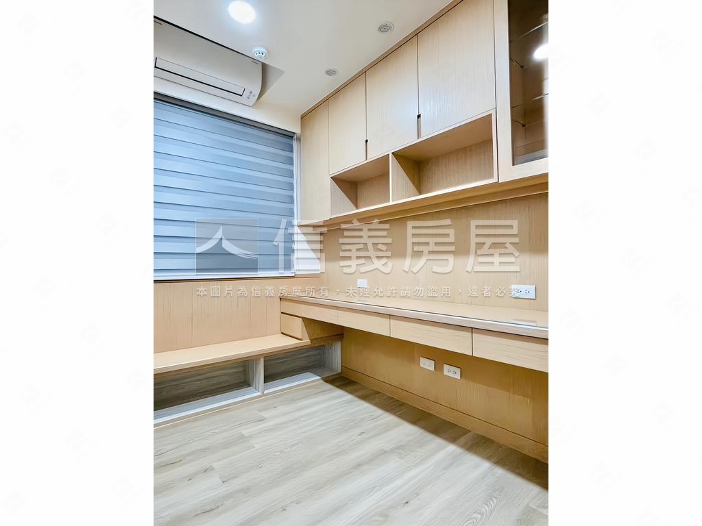 珍藏聯上匯翠高樓邊間三房房屋室內格局與周邊環境