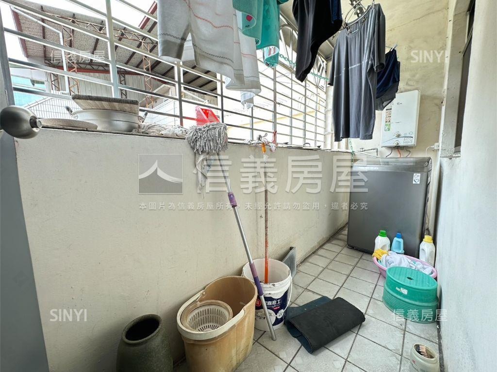 大面寬地坪約５４坪廠辦房屋室內格局與周邊環境