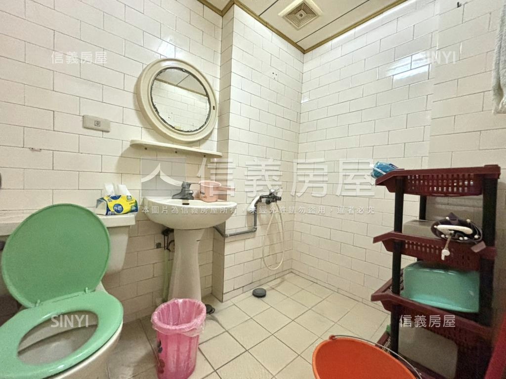 近美術館面寬公寓一樓房屋室內格局與周邊環境