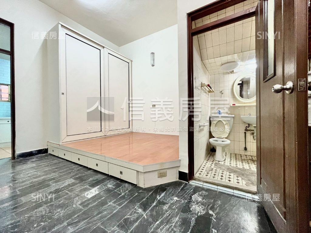 東區｜地約４４坪邊間透天房屋室內格局與周邊環境