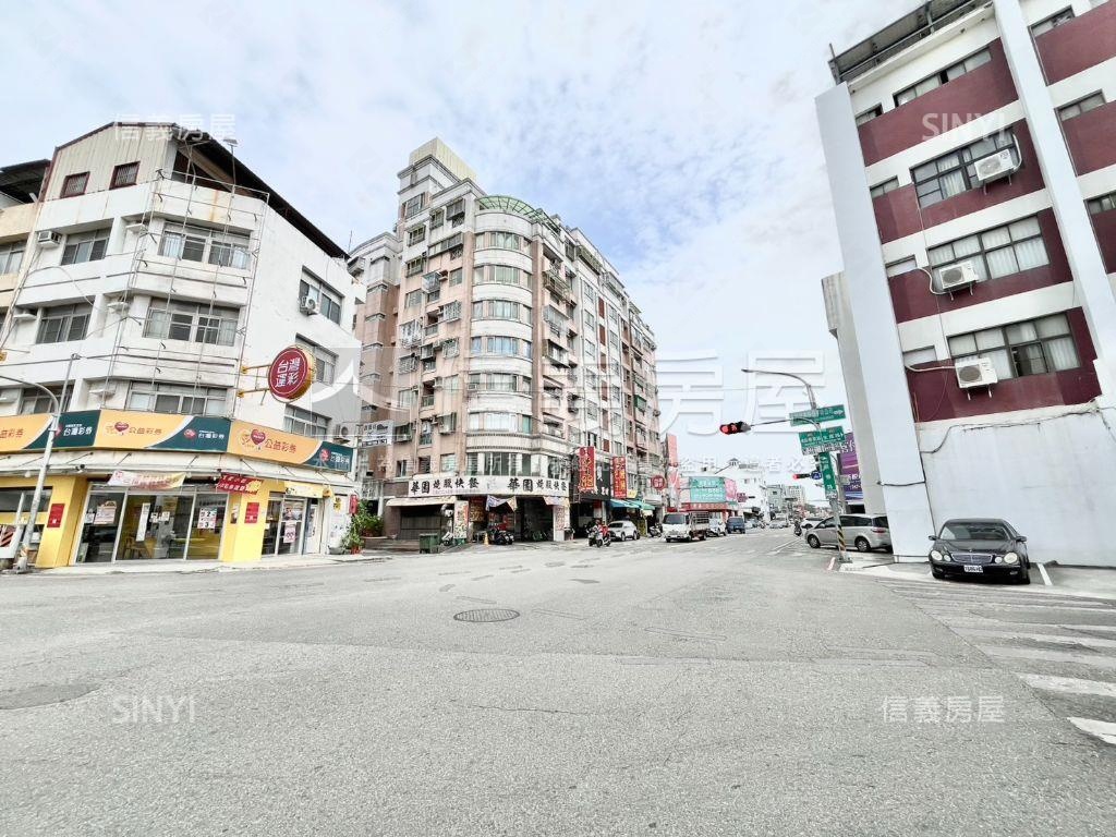 東區｜地約４４坪邊間透天房屋室內格局與周邊環境