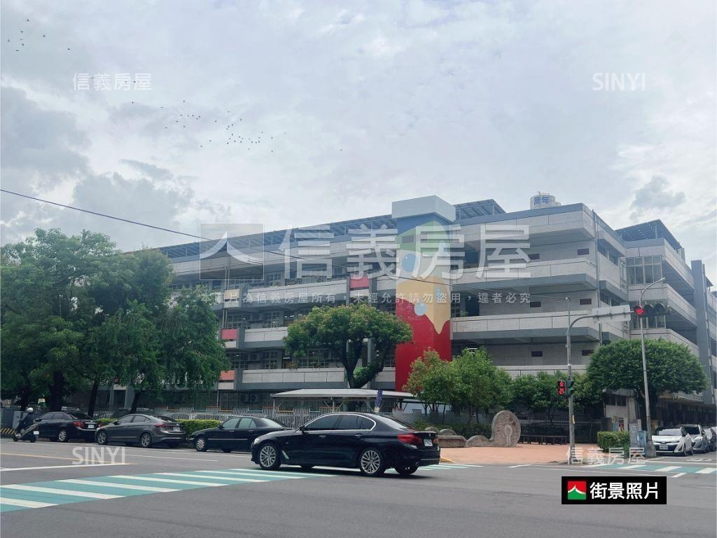國美好好２房２衛平面車位房屋室內格局與周邊環境