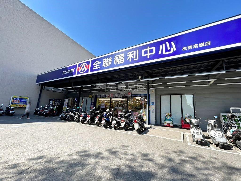 巨蛋核心城車位兩房房屋室內格局與周邊環境