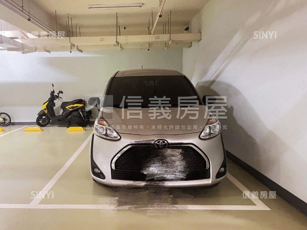 稀有春之田三房平面車位房屋室內格局與周邊環境