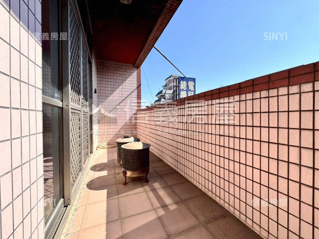 近７４稀有朝南大地坪透店房屋室內格局與周邊環境