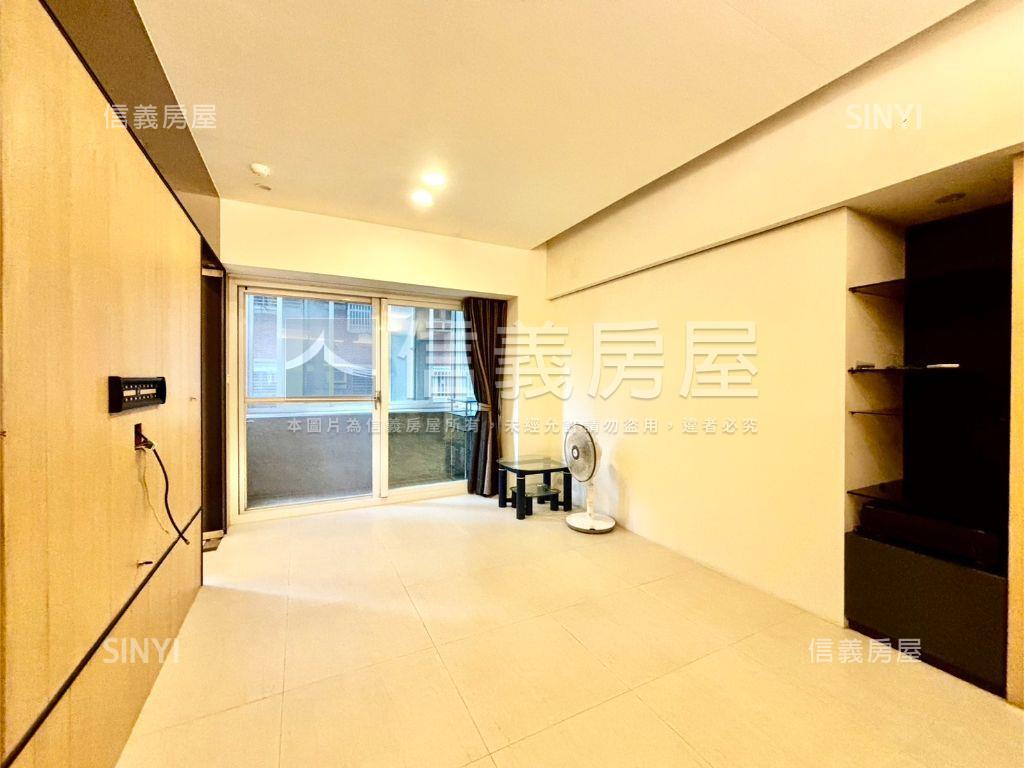 劍橋美妝３房１室附車位房屋室內格局與周邊環境