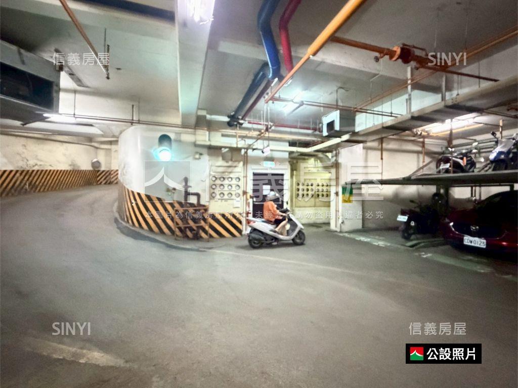 生活機能讚的兩房車位房屋室內格局與周邊環境