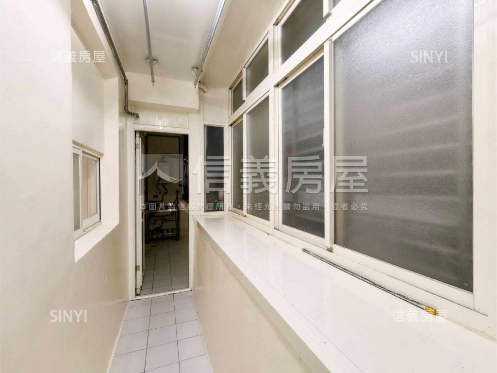 【ＶＲ】捷運商圈二樓雅寓房屋室內格局與周邊環境
