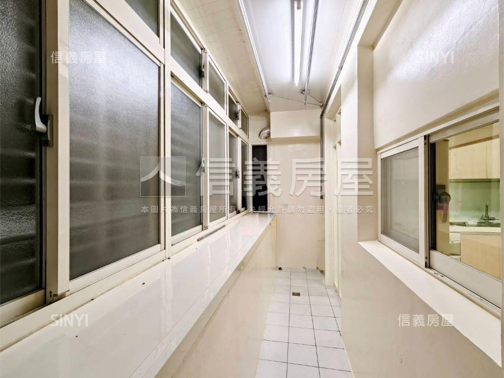 【ＶＲ】捷運商圈二樓雅寓房屋室內格局與周邊環境