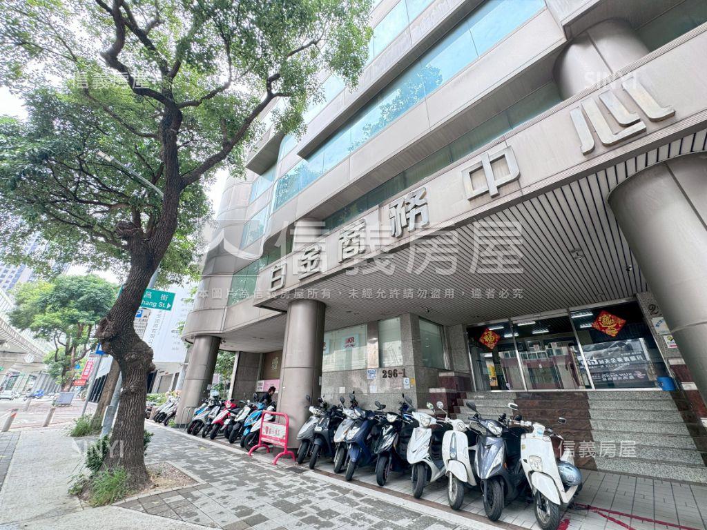新接！稀有正文心路上商辦房屋室內格局與周邊環境