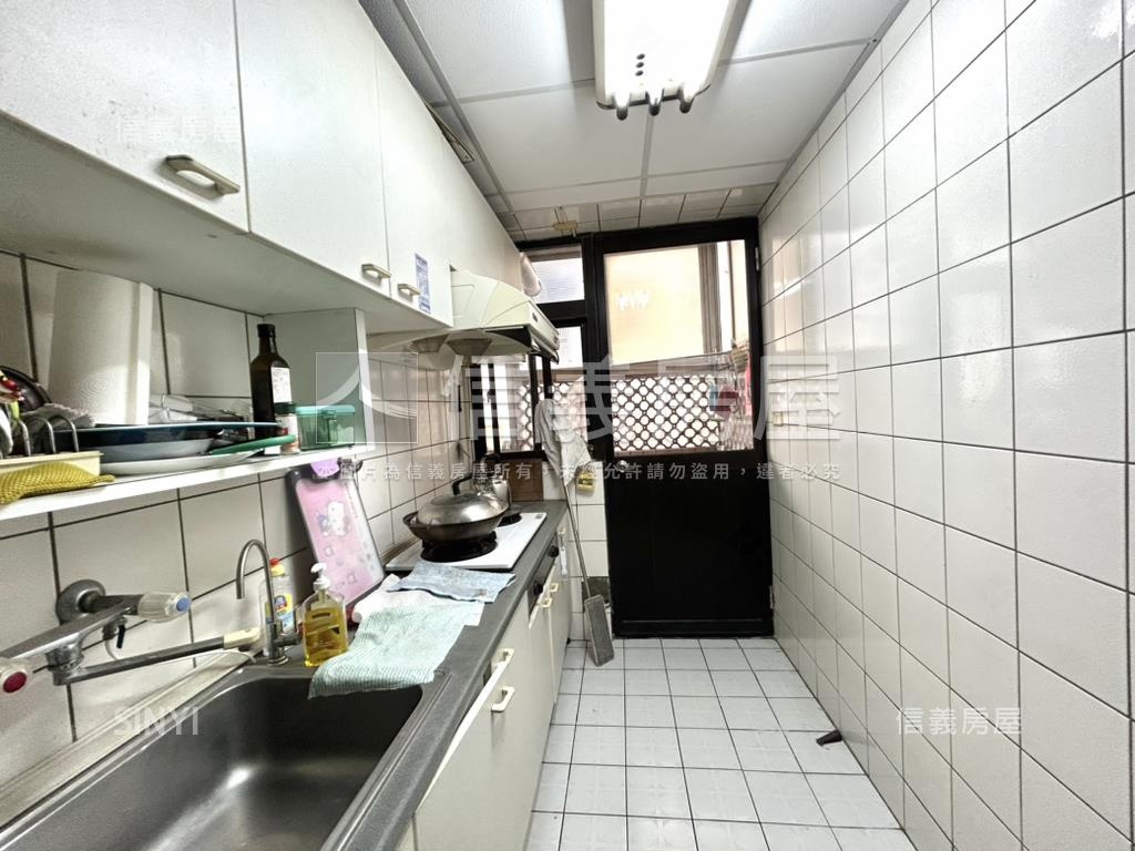 南屯近精科四房平車房屋室內格局與周邊環境