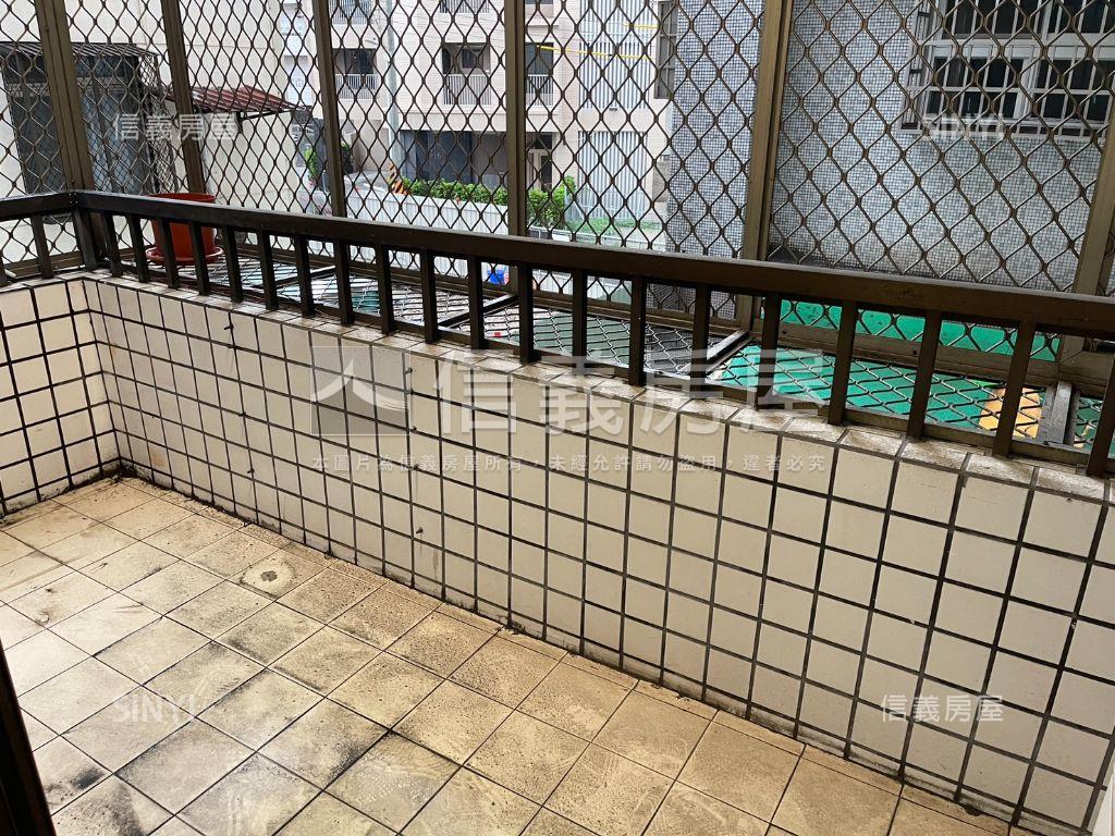 小港下橫路三房平車房屋室內格局與周邊環境