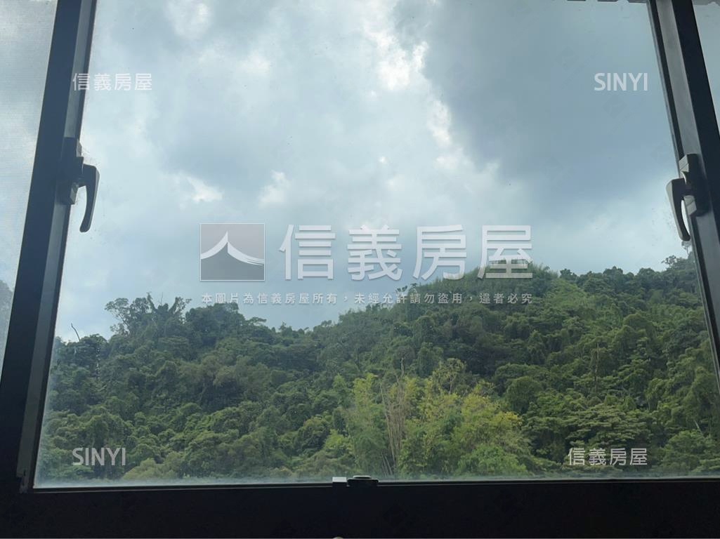 專營美麗新天地邊間附車位房屋室內格局與周邊環境
