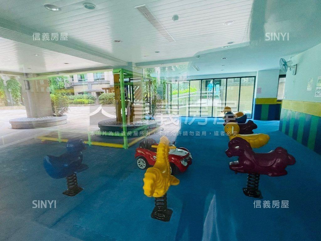 專營美麗新天地邊間附車位房屋室內格局與周邊環境