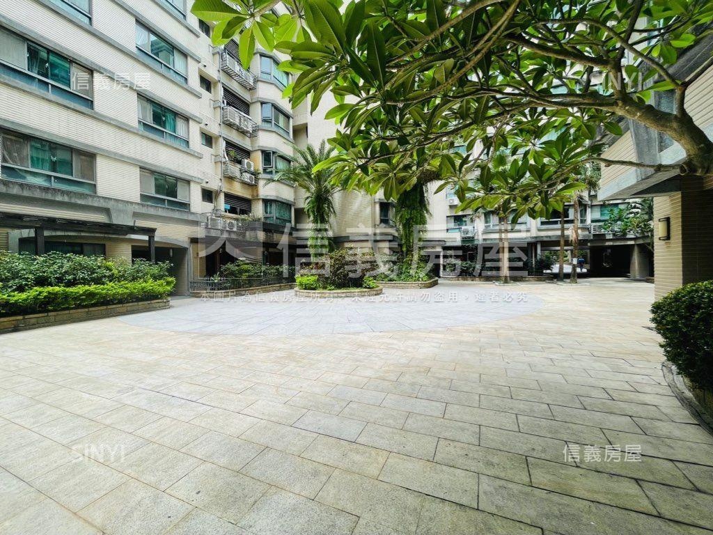 專營美麗新天地邊間附車位房屋室內格局與周邊環境