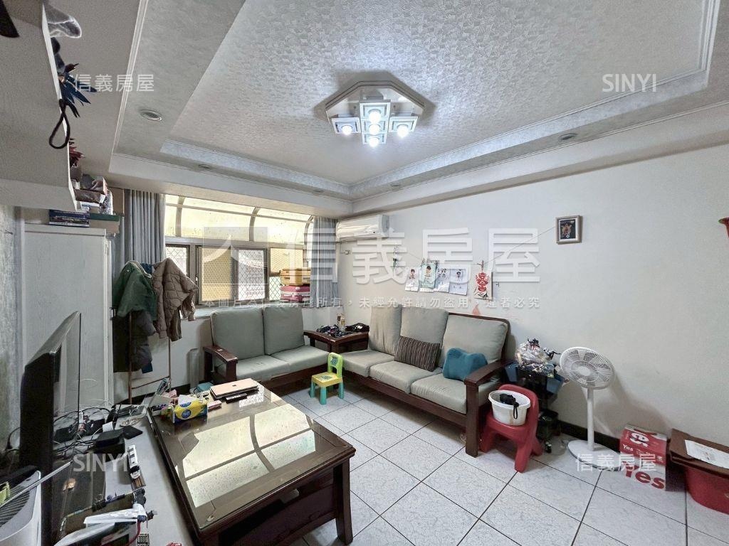 附車位三房華廈房屋室內格局與周邊環境