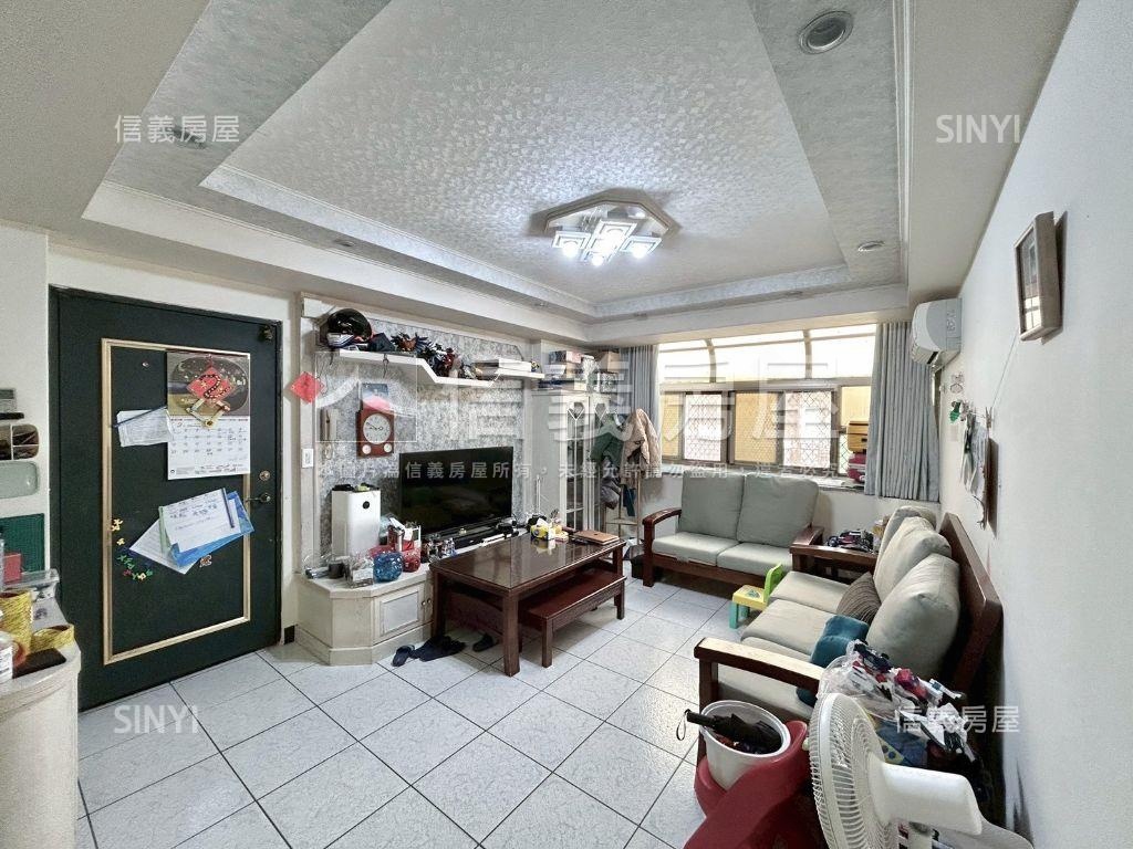 附車位三房華廈房屋室內格局與周邊環境