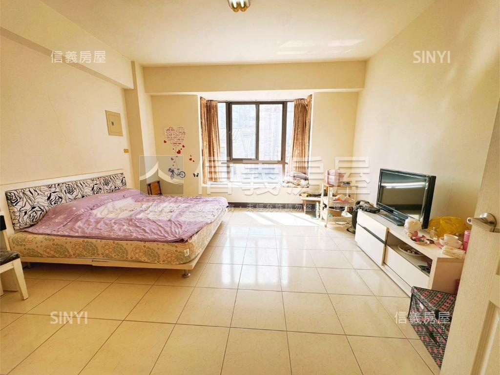 震後臨路透天屋主誠意處理房屋室內格局與周邊環境