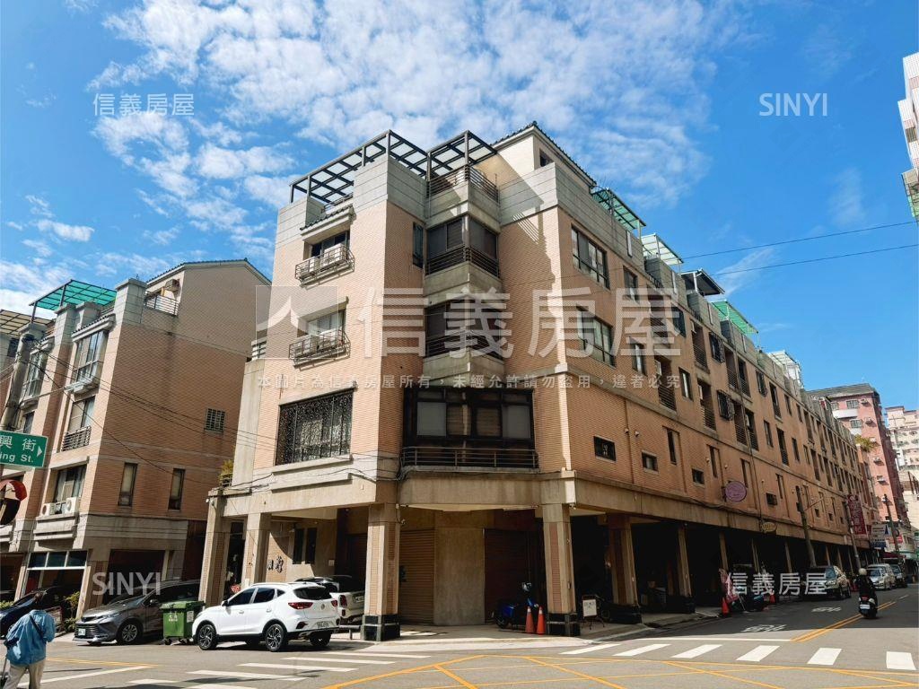 震後臨路透天屋主誠意處理房屋室內格局與周邊環境