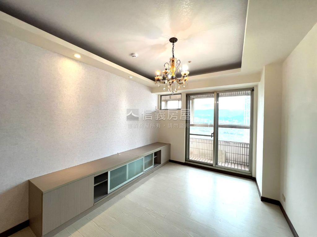 高樓層登峰景觀兩房房屋室內格局與周邊環境