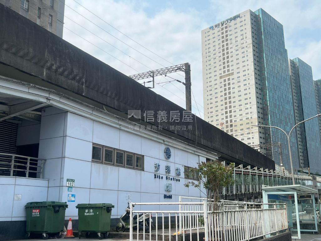高樓層登峰景觀兩房房屋室內格局與周邊環境
