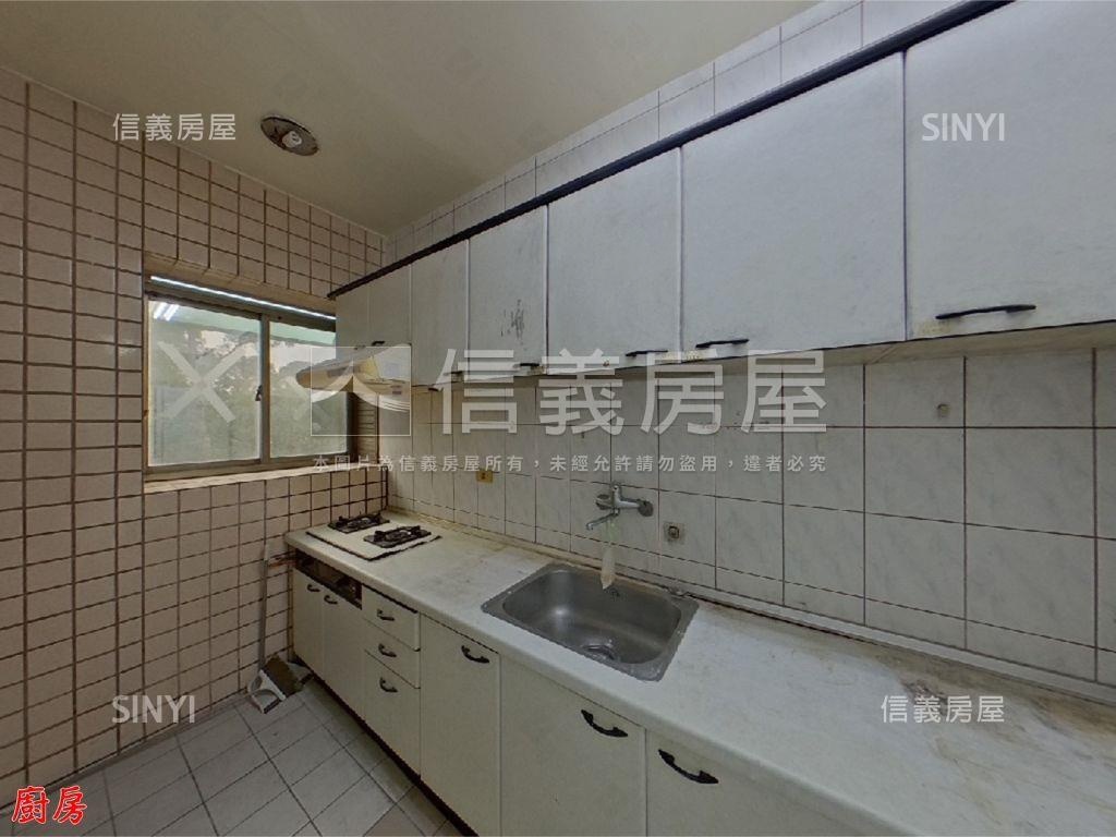 【輔大名廈】稀有四房車位房屋室內格局與周邊環境