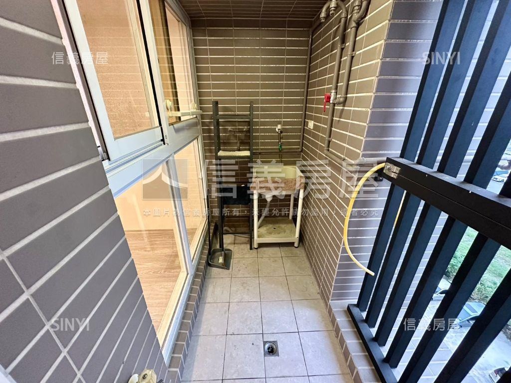 專任容邑ＰＡＲＫ大空間房屋室內格局與周邊環境