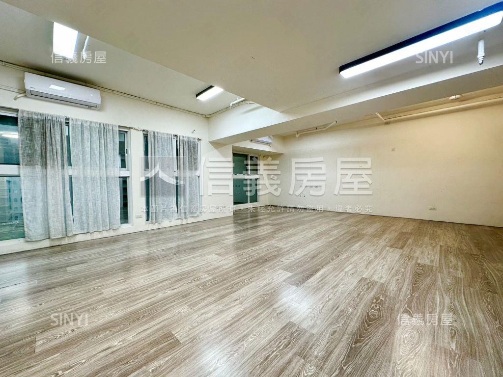 專任容邑ＰＡＲＫ大空間房屋室內格局與周邊環境