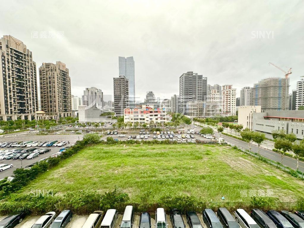 專任容邑ＰＡＲＫ大空間房屋室內格局與周邊環境