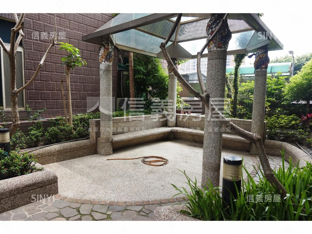 海德公園三房ＴＷＯ房屋室內格局與周邊環境