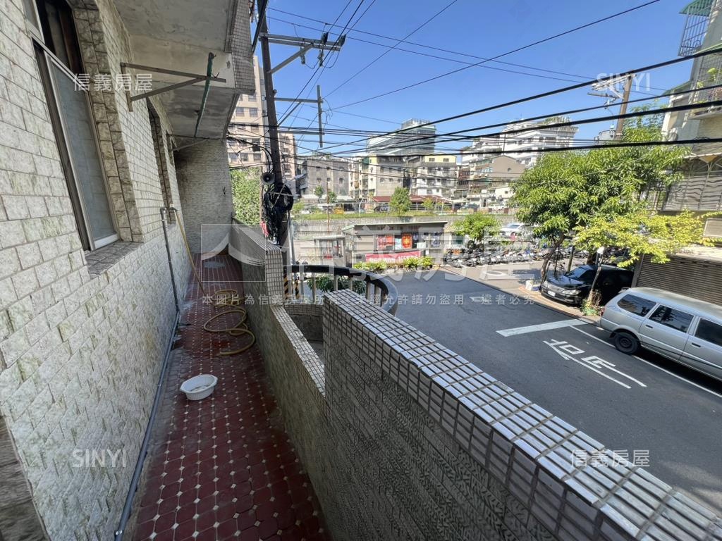 ⭐中和路一加二大空間房屋室內格局與周邊環境
